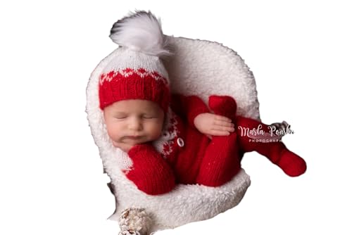 Handmade Baby Christmas Elf Outfit with Hat and Pompom