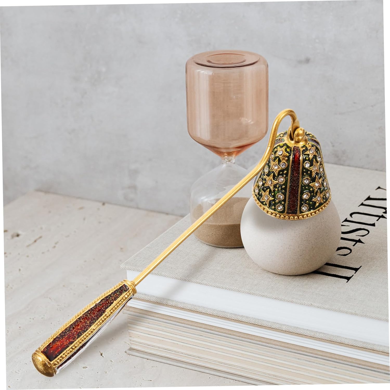 PRETYZOOM Elegant Diamond Candle Snuffer Tool 1