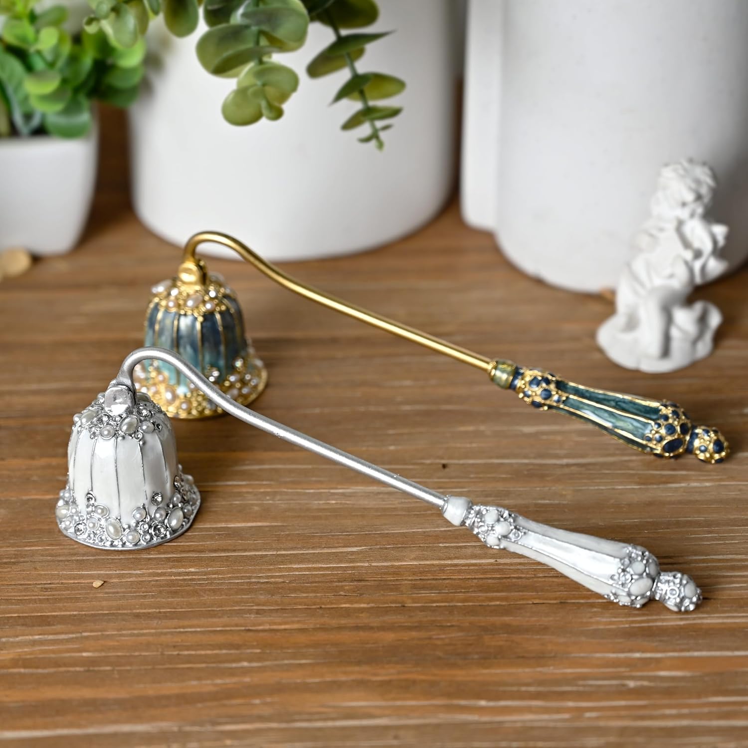 Elegant Silver Candle Snuffer with Pearl Inlay 1